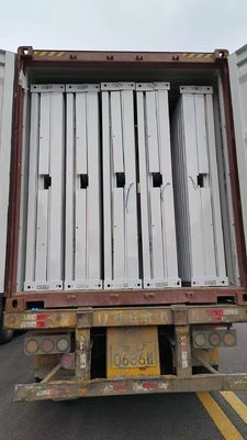 20ft 40ft Prefab Folding Container Σπίτια με δομή Q235/Q345 Light Steel Frame